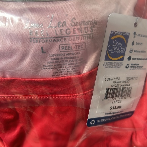 Reel Legends Linnea Szymanski Reel-Tec Size M,  L,  Short Sleeve Red Fish Shirt - Picture 6 of 6